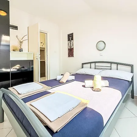 Mirjana-2 By Interhome *