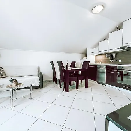 Mirjana-2 By Interhome Vrsi